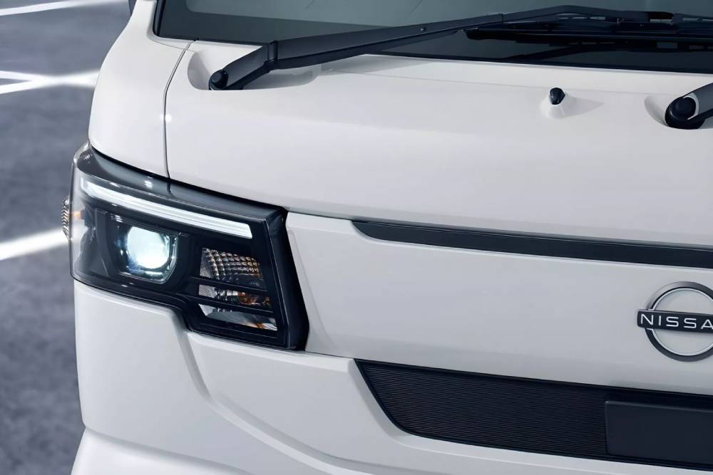 Το Nissan που πωλείται καινούργιο από το '99 και κάνει 7.200 ευρώ