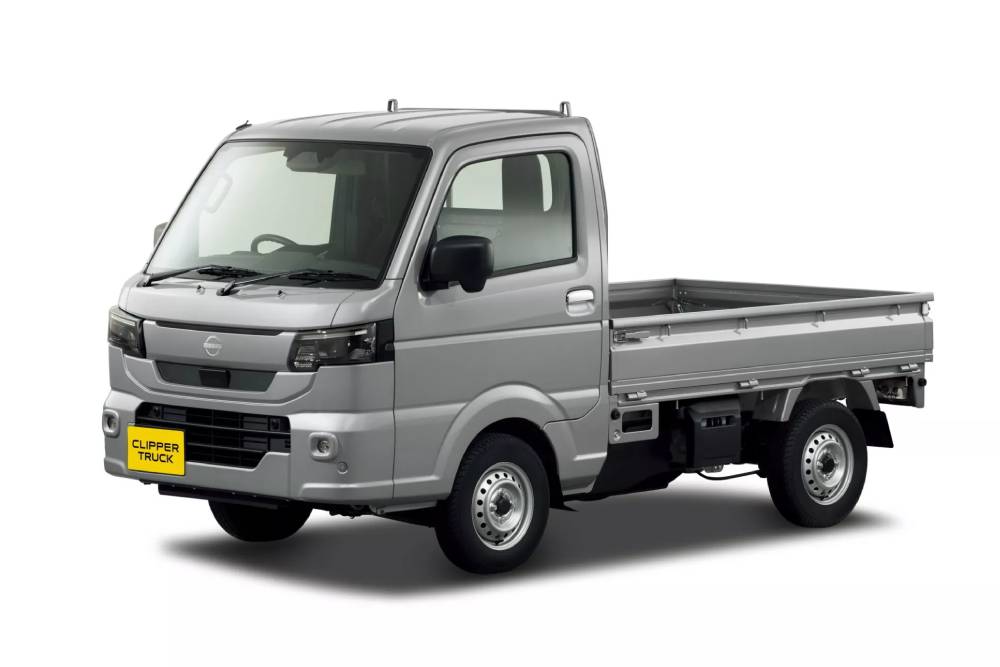 https://autogreeknews.gr/wp-content/uploads/2026/01/2026-Nissan-Clipper-Truck-Japan-5-2048x1366-1.jpg