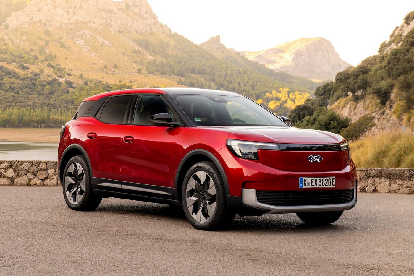 Πιο ισχυρά και αποδοτικά τα Ford Explorer και Capri