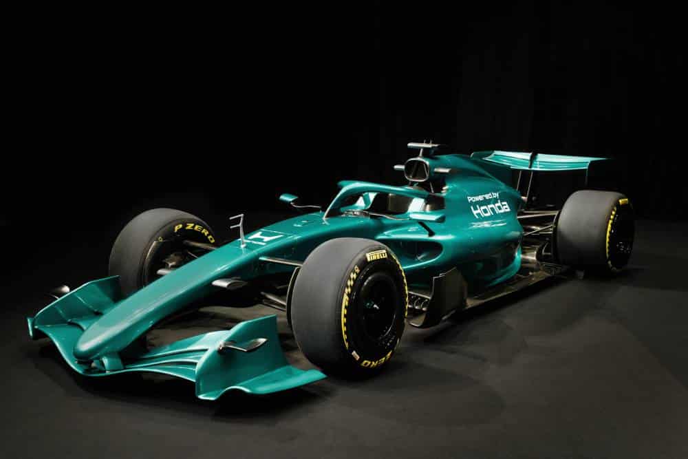 https://autogreeknews.gr/wp-content/uploads/2026/01/570278_Honda_x_Aston_Martin_F1_PU_Launch_Event-1.jpg