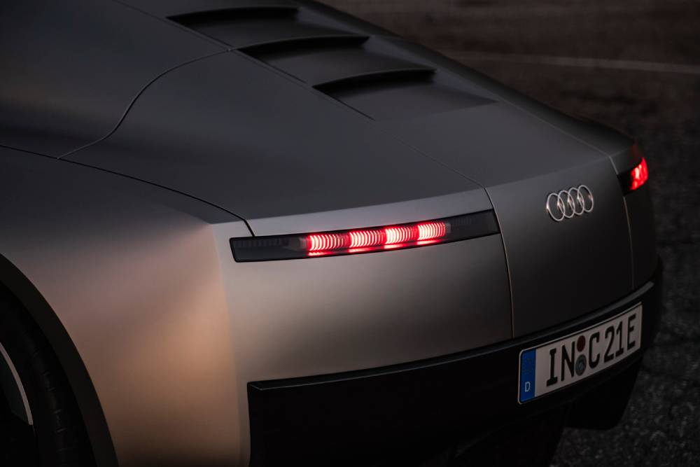 Το εντυπωσιακό Audi που «παντρεύει» TT και R8 (+video)