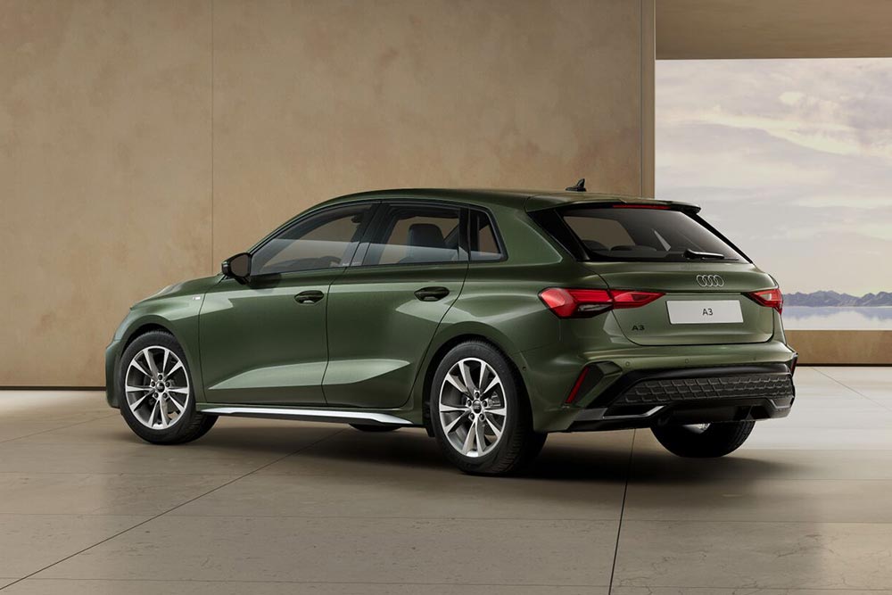 https://autogreeknews.gr/wp-content/uploads/2026/01/Audi-A3-Sportback-line-5.jpg