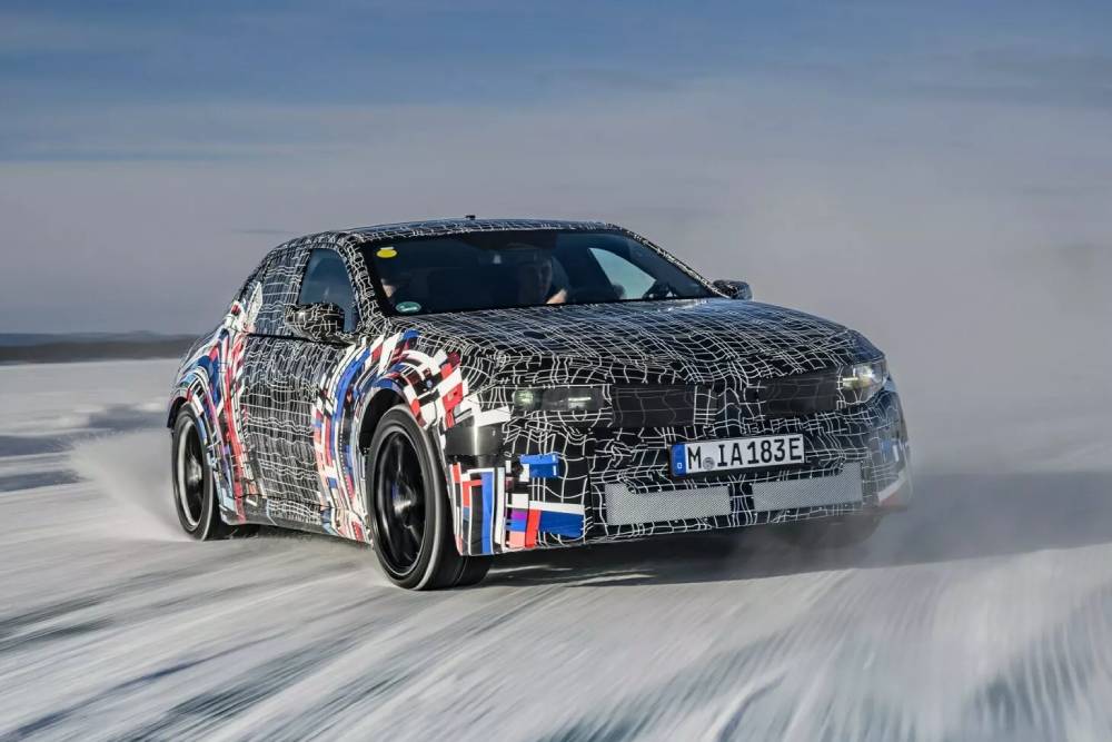 Με 4 μοτέρ και πισωκίνητες χάρες η ηλεκτρική BMW M3