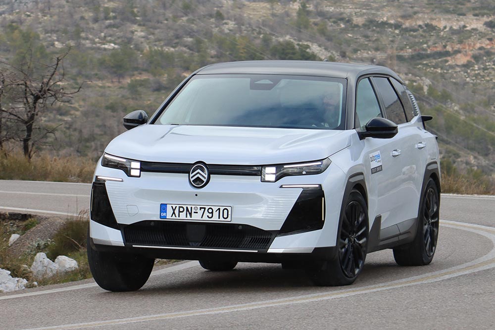 https://autogreeknews.gr/wp-content/uploads/2026/01/Citroen-e-C5-Aircross-12.jpg