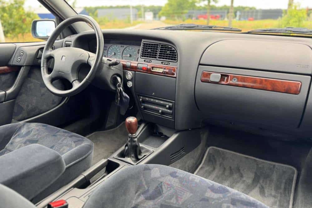 https://autogreeknews.gr/wp-content/uploads/2026/01/Citroen_Xantia_20i_Exclusive_For_Sale-12.jpg