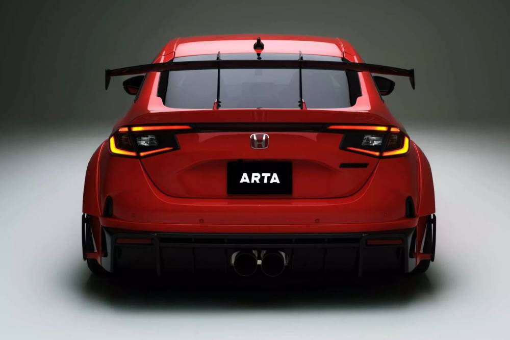 https://autogreeknews.gr/wp-content/uploads/2026/01/Honda-Civic-Type-R-ARTA-GT-14-2048x1555-1.jpg