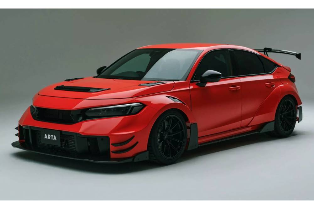 https://autogreeknews.gr/wp-content/uploads/2026/01/Honda-Civic-Type-R-ARTA-GT-15-2048x1240-1.jpg