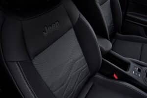 Jeep Avenger Black Edition (12)