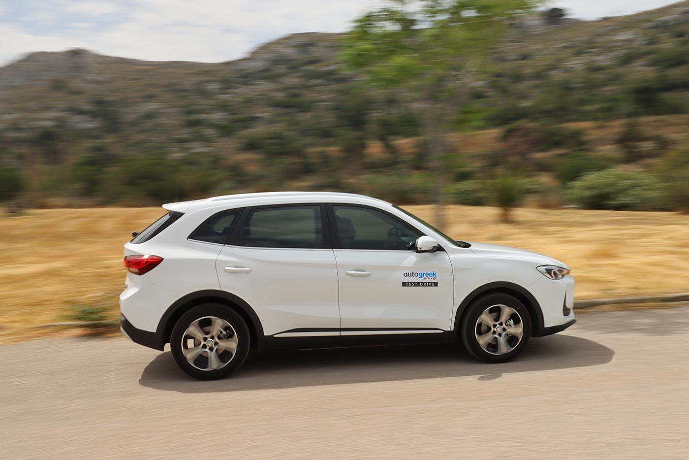 Το νέο υβριδικό SUV «φαινόμενο» των 23.550 ευρώ