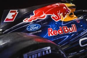 Η Ford επιστρέφει πανηγυρικά στη Formula 1 μετά από 22 χρόνια
