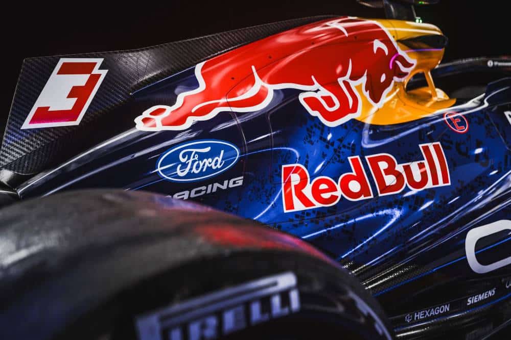 Η Ford επιστρέφει πανηγυρικά στη Formula 1 μετά από 22 χρόνια