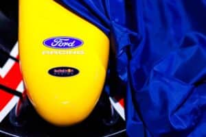 Oracle_Red_Bull_Racing_Red Bull Ford Powertrains_06 (1)