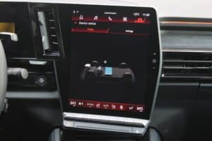 Renault Austral E-Tech 200 (17)