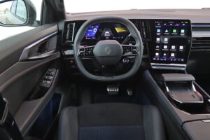 Renault Rafale E-Tech 4×4 300 (10)