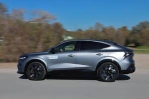 Renault Rafale E-Tech 4×4 300 (2)