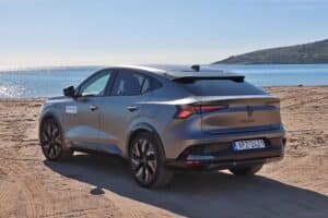 Renault Rafale E-Tech 4×4 300 (3)