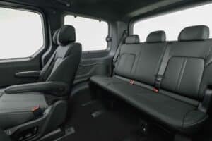 STARIA_Electric_L_(5)