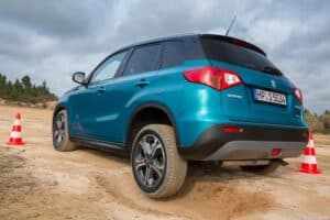 Suzuki-Vitara-2015