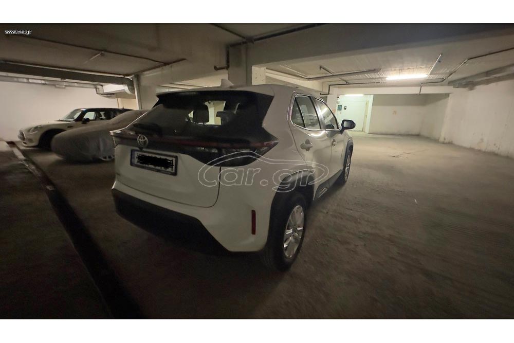 https://autogreeknews.gr/wp-content/uploads/2026/01/Toyota-Yaris-Cross-2022-1.jpg