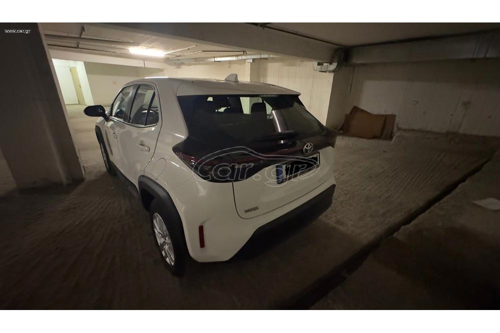 https://autogreeknews.gr/wp-content/uploads/2026/01/Toyota-Yaris-Cross-2022-2.jpg
