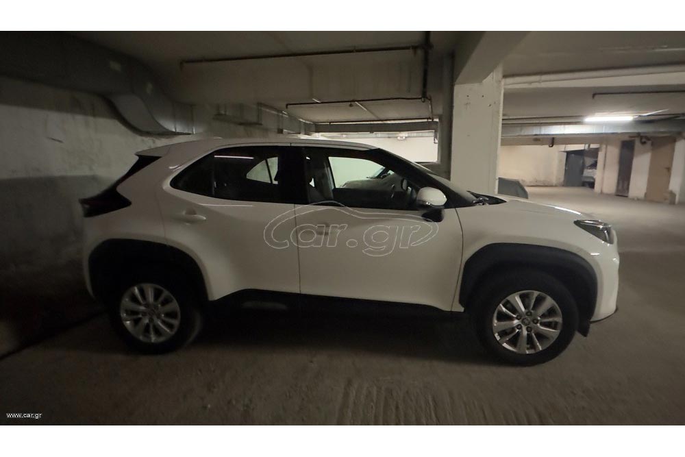 https://autogreeknews.gr/wp-content/uploads/2026/01/Toyota-Yaris-Cross-2022.jpg