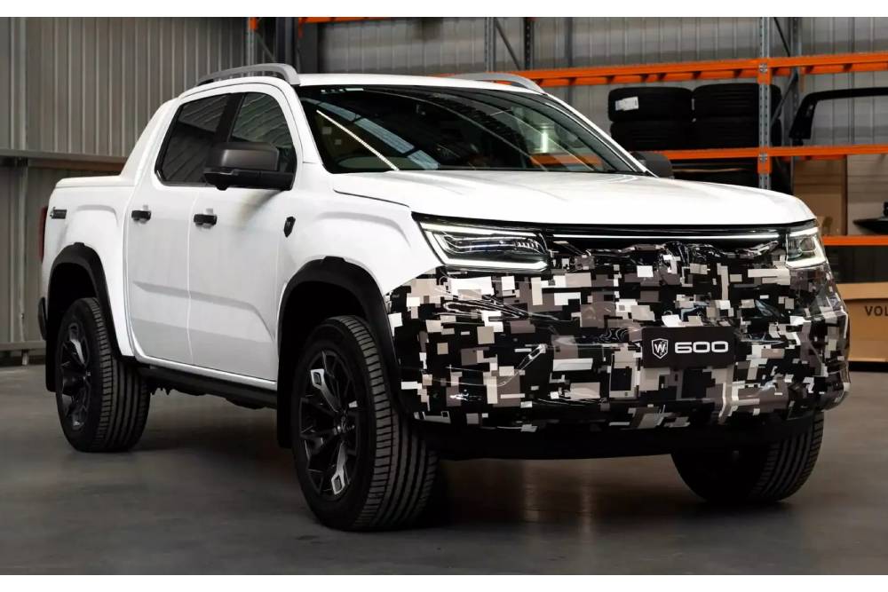 https://autogreeknews.gr/wp-content/uploads/2026/01/VW-Amarok-W600-Walkinshaw-1-2048x1152-1.jpg