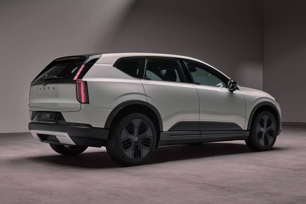 https://autogreeknews.gr/wp-content/uploads/2026/01/Volvo-EX60-Cross-Counrty-1.jpg