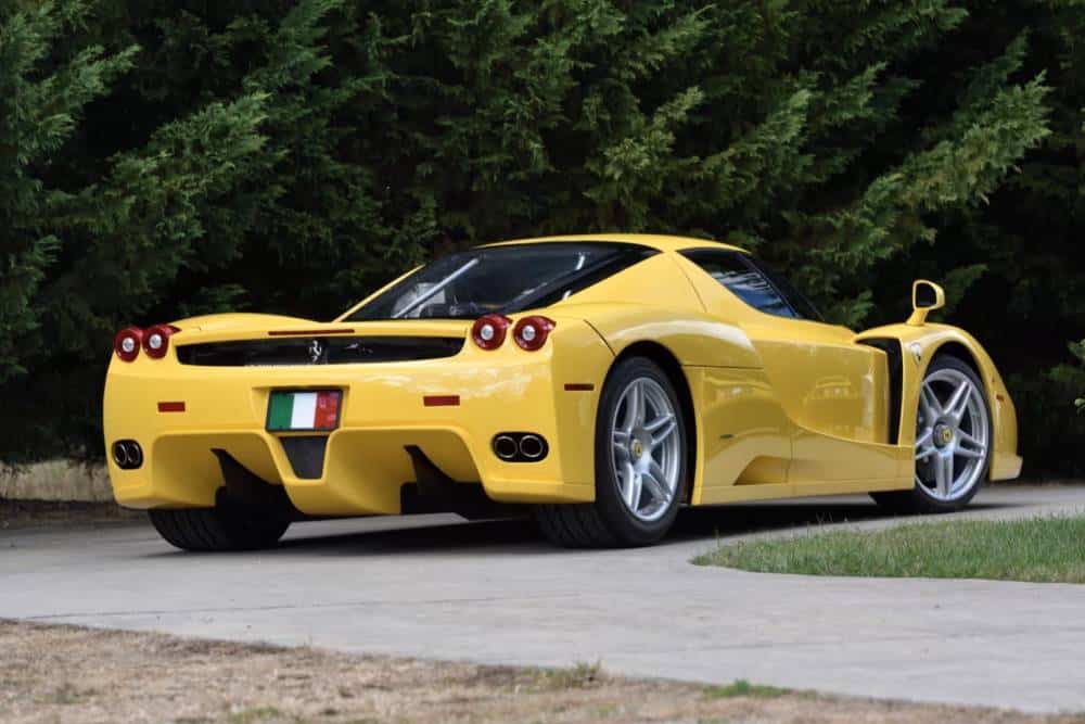 https://autogreeknews.gr/wp-content/uploads/2026/01/ferrari-enzo-sales-for-16-million-12.jpg