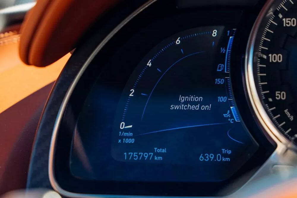 «Κοσμογυρισμένη» Bugatti Chiron με 176.000 χλμ.!