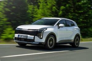 Πρωταγωνιστεί και σε τιμή το νέο Kia Sportage Hybrid 239 PS