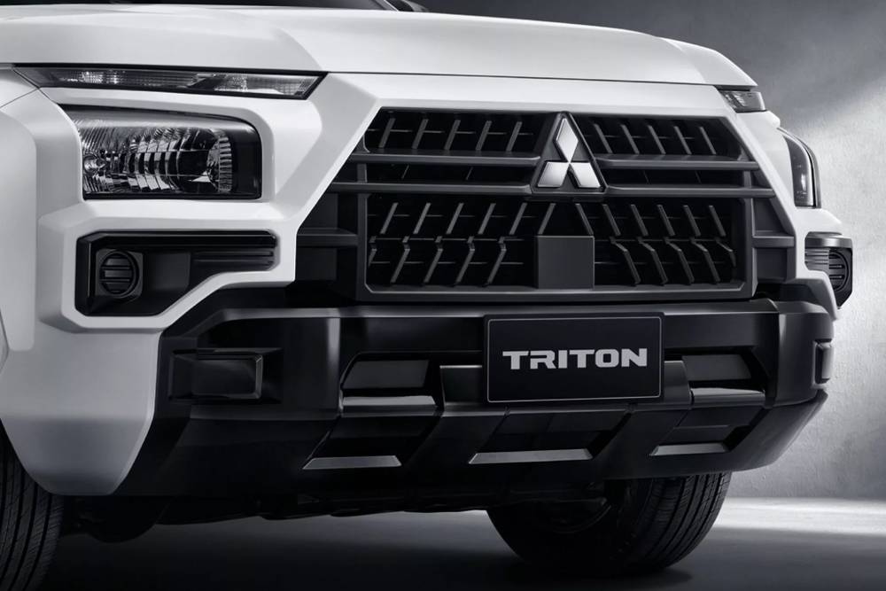 https://autogreeknews.gr/wp-content/uploads/2026/01/mitsubishi-triton-mega-cab-street-5.jpg