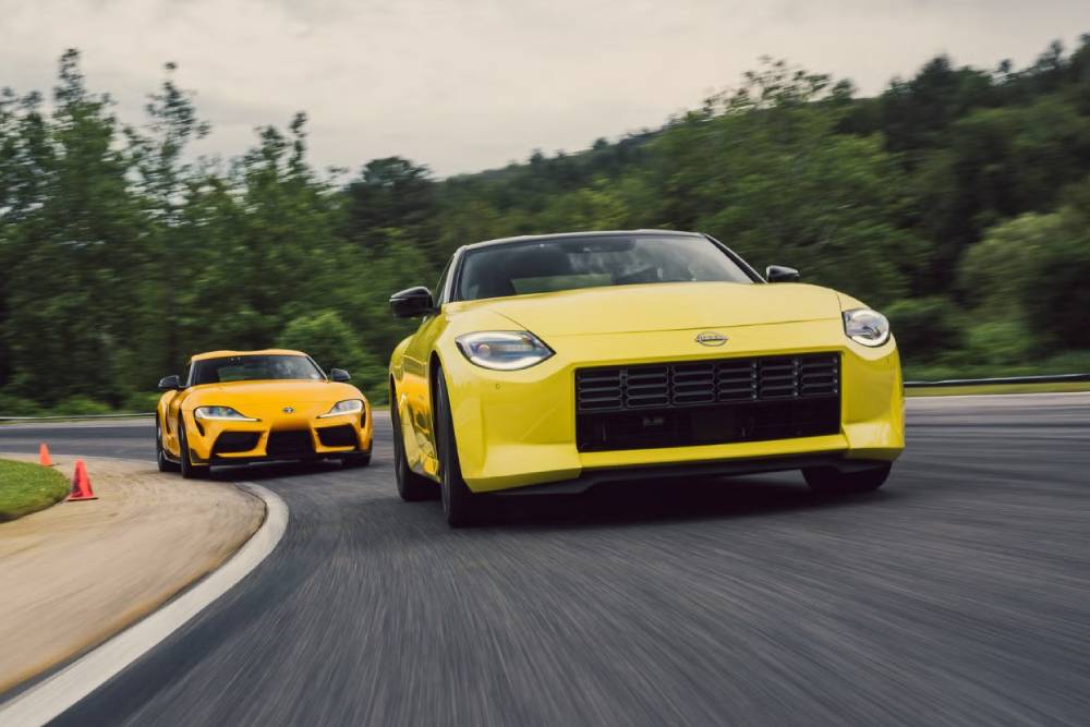 https://autogreeknews.gr/wp-content/uploads/2026/01/nissan-z-vs-toyota-supra-sales-09.jpg