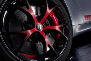 special-alfa-romeo-giulia-quadrifoglio-luna-rossa- (5)