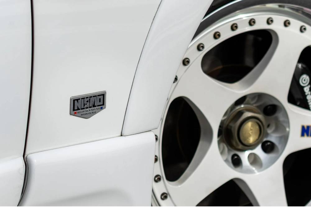 https://autogreeknews.gr/wp-content/uploads/2026/02/1996-nissan-nismo-400r-12.jpg