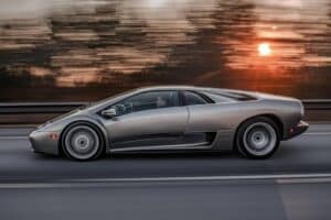 2001 lamborghini diablo vt (9)