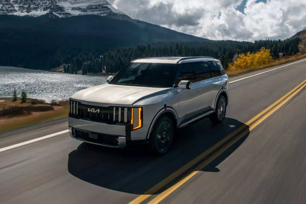 https://autogreeknews.gr/wp-content/uploads/2026/02/2027-Kia-Telluride-Hybrid-226-11-2048x1366-1.jpg