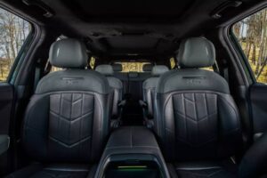 2027-Kia-Telluride-Hybrid-226-22-2048×1371