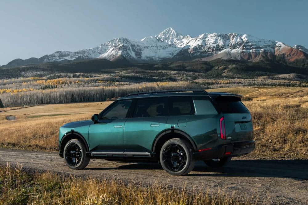 https://autogreeknews.gr/wp-content/uploads/2026/02/2027-Kia-Telluride-Hybrid-226-27-2048x1366-1.jpg