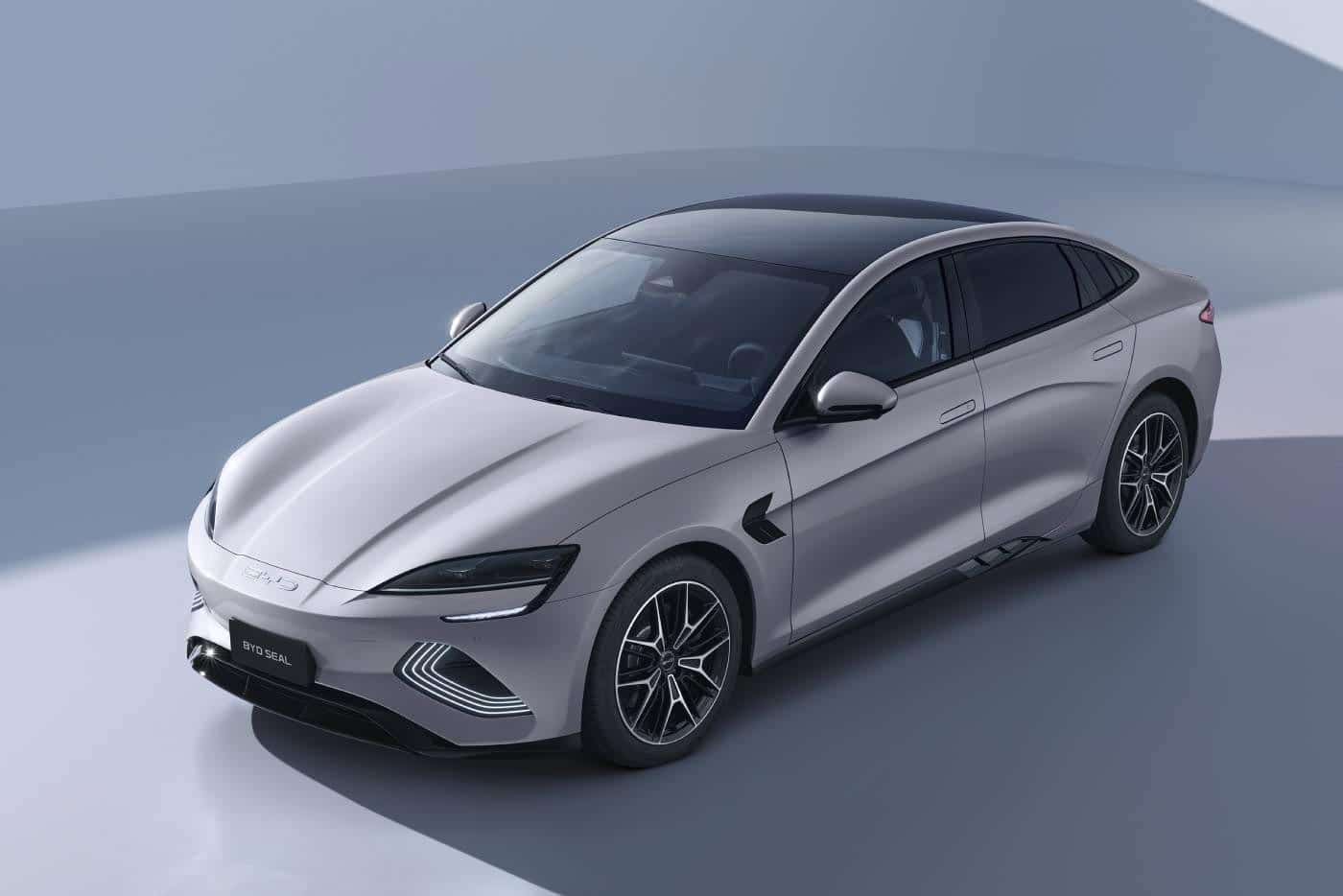 Νέο BYD SEAL με ακόμα περισσότερο εξοπλισμό και τεχνολογία