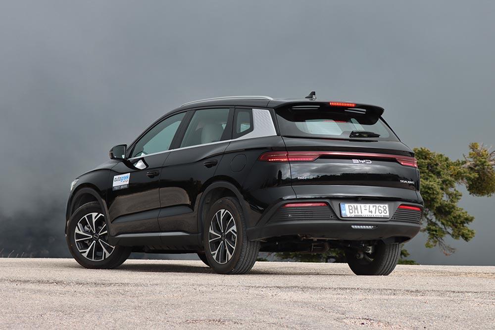 https://autogreeknews.gr/wp-content/uploads/2026/02/BYD-Sealion-5-DM-i-28.jpg