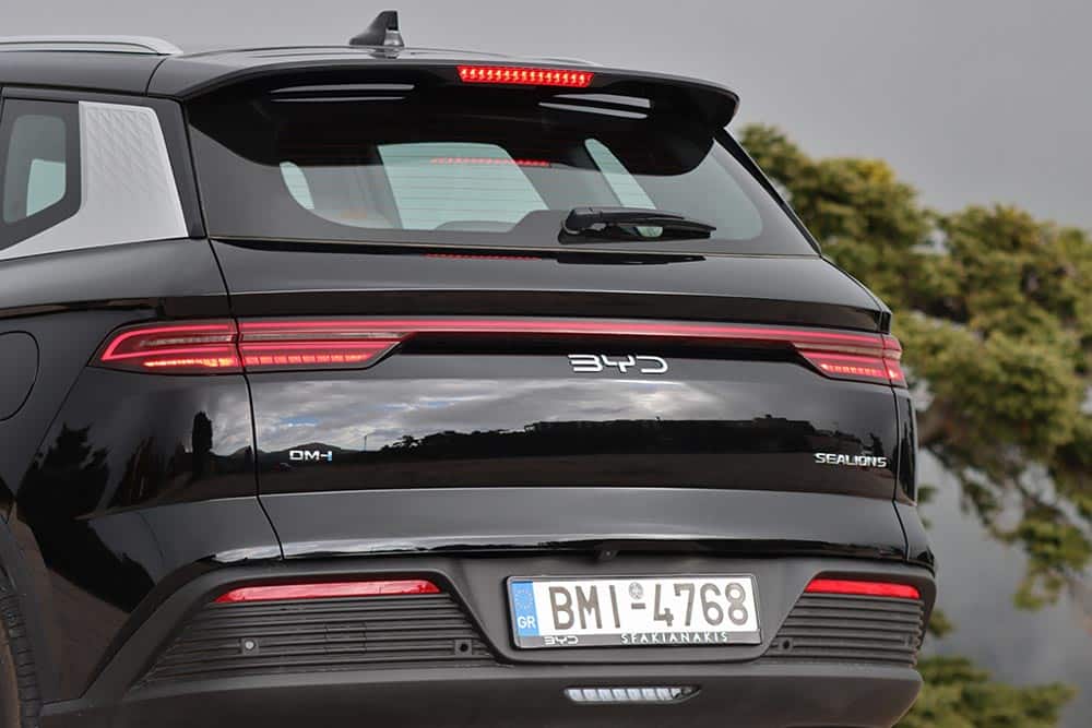 https://autogreeknews.gr/wp-content/uploads/2026/02/BYD-Sealion-5-DM-i-29.jpg