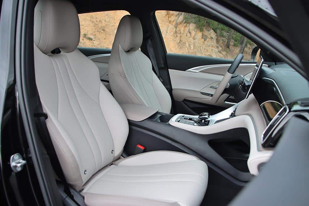 https://autogreeknews.gr/wp-content/uploads/2026/02/BYD-Sealion-5-DM-i-8.jpg