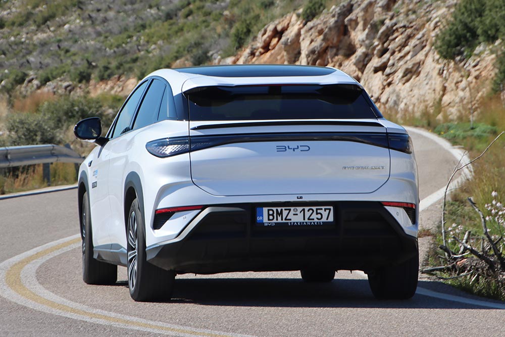 https://autogreeknews.gr/wp-content/uploads/2026/02/BYD-Sealion-7-6.jpg