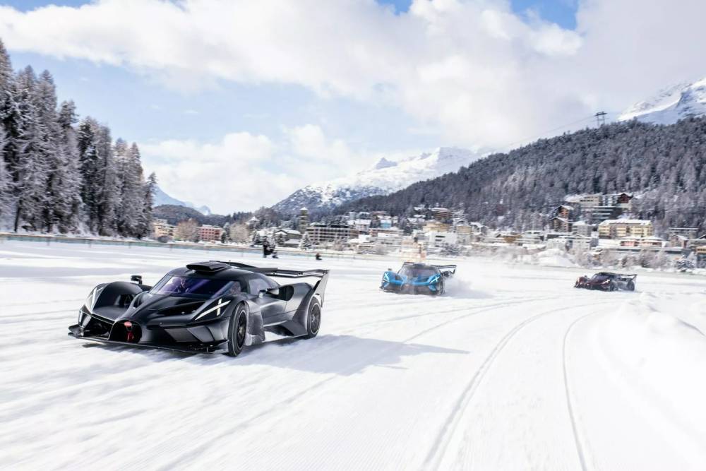 https://autogreeknews.gr/wp-content/uploads/2026/02/Bugatti-The-ICE-Switzerland-8-2048x1365-1.jpg