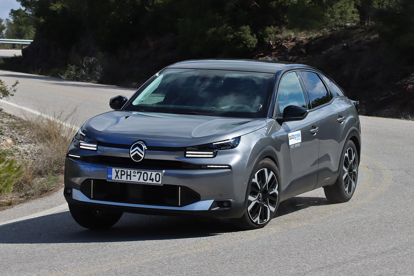 Νοκ άουτ βγάζει τα Crossover το Citroen C4 Hybrid με τέτοια τιμή