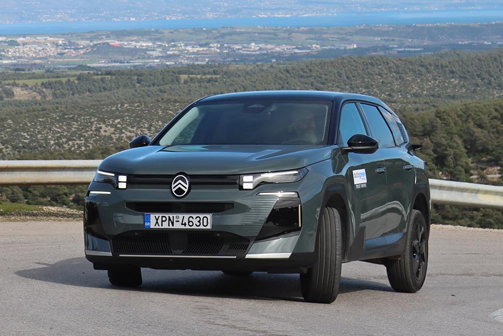 https://autogreeknews.gr/wp-content/uploads/2026/02/Citroen-C5-Aircross-1.2-Hybrid-145-14.jpg