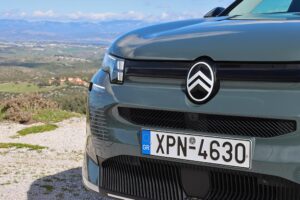 Citroen C5 Aircross 1.2 Hybrid 145 (4)