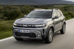 «Παραλύει» τα SUV η τιμή του Dacia Duster ECO-G 120
