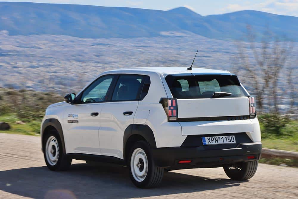 https://autogreeknews.gr/wp-content/uploads/2026/02/Fiat-Grande-Panda-Electric-25.jpg
