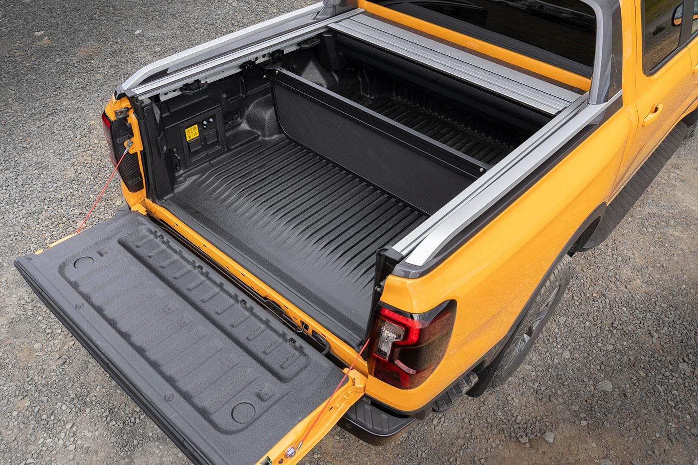 Τύφλα να 'χουν τα SUV μπροστά σε τέτοιο «αγροτικό»